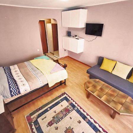 דירות בוקרשט Cozy Studio Athenee מראה חיצוני תמונה